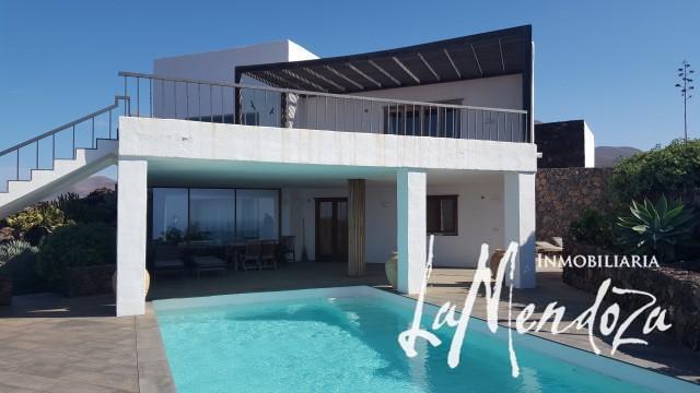 4288-(12) Lanzarote buy villa house haus