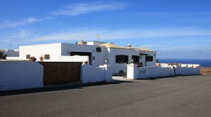 Schönes freistehendes Haus mit fantastischem Meerblick in La Costa, Tinajo