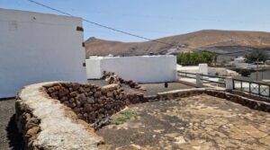 3165 - rear of property - Immobilien Lanzarote La Mendoza