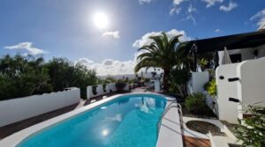 4350 - buy villa lanzarote