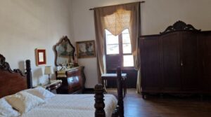 4354 - bedroom