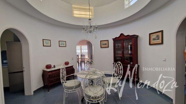 4362 - central room